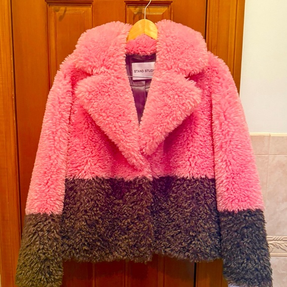 Stand Studio Two-Tone Faux Fur Jacket - Picture 4 of 7